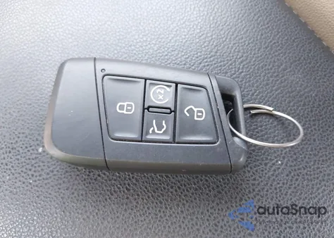 2019 Volkswagen Jetta 1.4T R-Line/1.4T S/1.4T Se from USA, damaged, VIN 3VWC57BU2KM182045